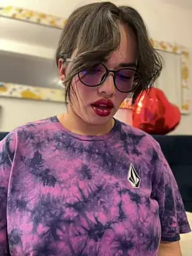 Snapshot of andra_rose chatting on 02.03.25 andra rose online show from 02.03.25