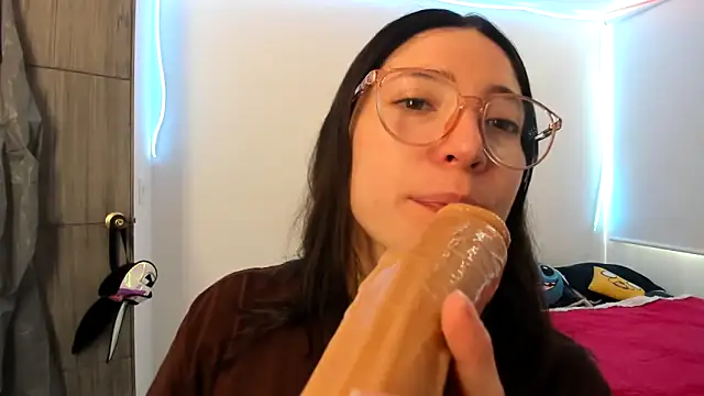 Spit queen online show from 01.10.25