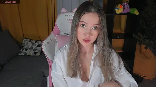 Snapshot of Amelia_Lein chatting on 01.06.25 Amelia Lein online show from 01.06.25