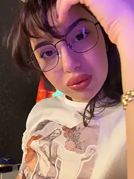 Snapshot of Tasty_Nora chatting on 03.23.25 Tasty Nora online show from 03.23.25