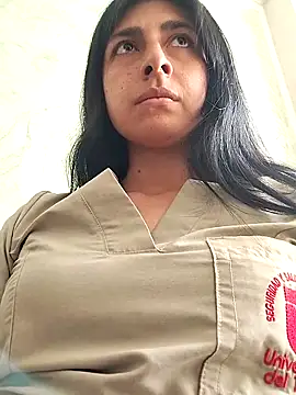 Snapshot of EmmaWilliamss chatting on 03.28.26 EmmaWilliamss online show from 03.28.26