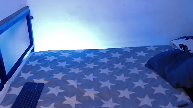 VampGirl1 online show from 01.08.26