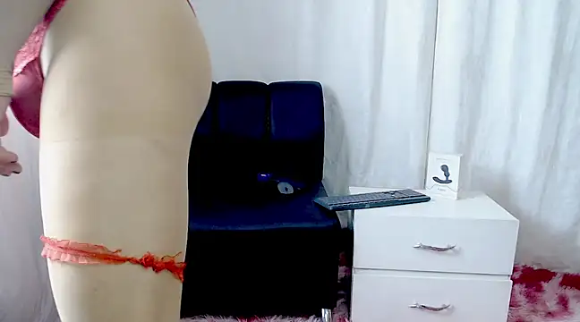 Astrid  V  online show from 02.18.25