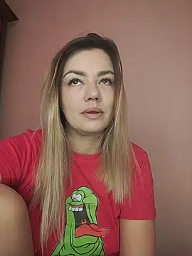 KrissSexi online show from 12.15.25