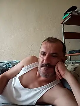 Snapshot of bestofyalcinturkey chatting on 11.08.25 bestofyalcinturkey online show from 11.08.25