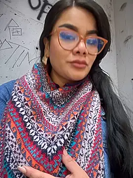 Snapshot of Insane_Issa chatting on 01.08.25 Insane Issa online show from 01.08.25