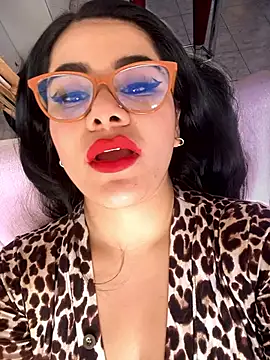 Snapshot of Insane_Issa chatting on 02.01.25 Insane Issa online show from 02.01.25