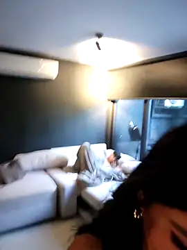 Snapshot of Insane_Issa chatting on 09.21.25 Insane Issa online show from 09.21.25