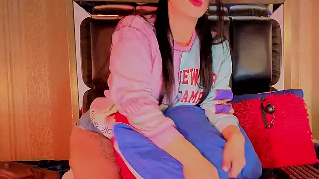 MishaKinki online show from 11.10.25