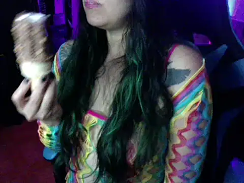 Snapshot of AngelaQueen_ chatting on 02.08.25 AngelaQueen  online show from 02.08.25