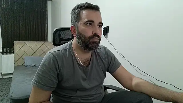 Snapshot of tgltplsr chatting on 02.01.26 tgltplsr online show from 02.01.26