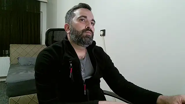 Snapshot of tgltplsr chatting on 02.25.26 tgltplsr online show from 02.25.26