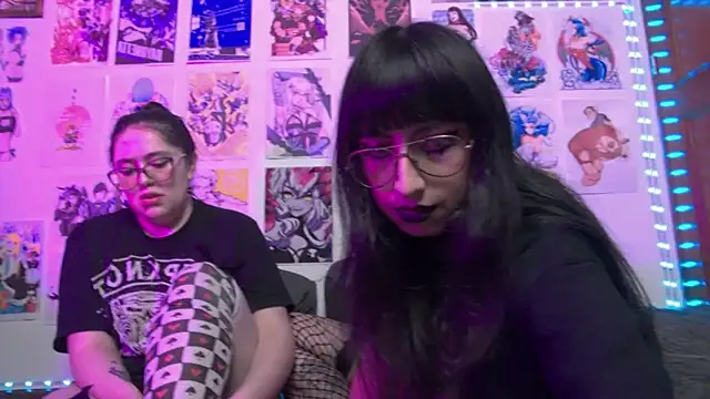 Snapshot of snowblack_ chatting on 01.02.25 snowblack online show from 01.02.25