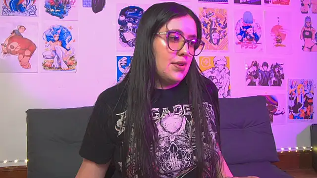 Snapshot of snowblack_ chatting on 01.31.25 snowblack online show from 01.31.25