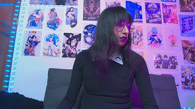 Snapshot of snowblack_ chatting on 02.08.25 snowblack online show from 02.08.25