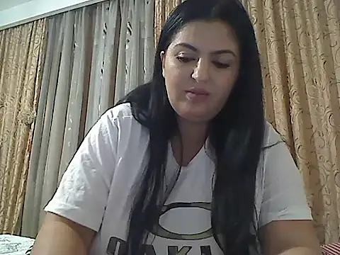 Ligia2024 online show from 10.19.25