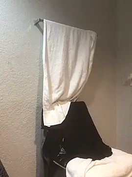 SlimBeenBadd1981 online show from 01.01.25