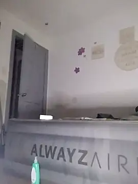 SlimBeenBadd1981 online show from 09.10.25