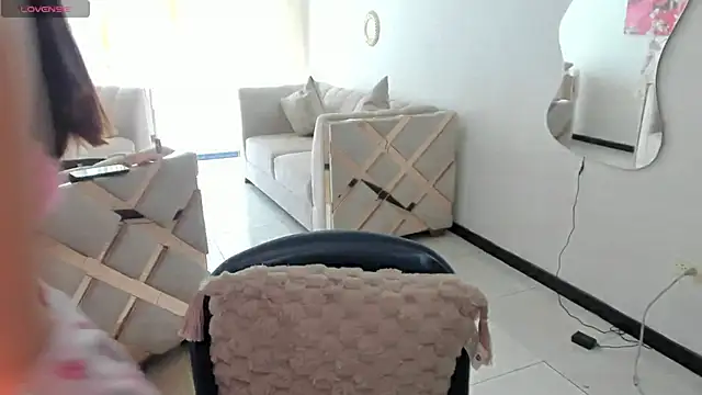 LunaBaker-1 online show from 02.15.26