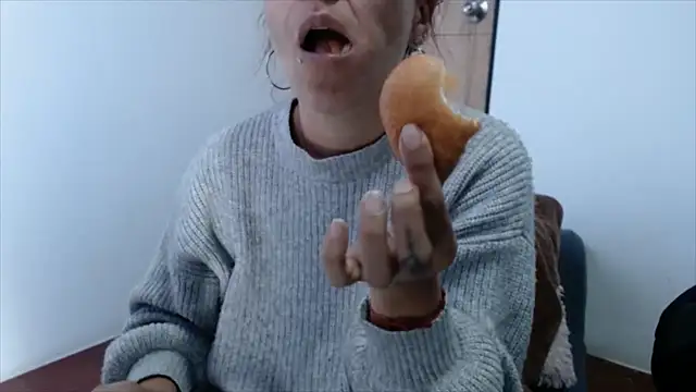 KaiicyQuuen online show from 03.13.25