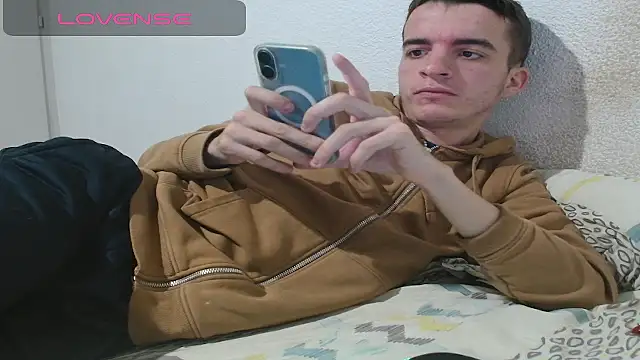 Tombgy07 online show from 11.13.25