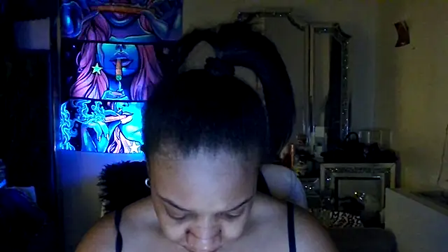 Snapshot of YasmineMinaj chatting on 01.28.25 YasmineMinaj online show from 01.28.25