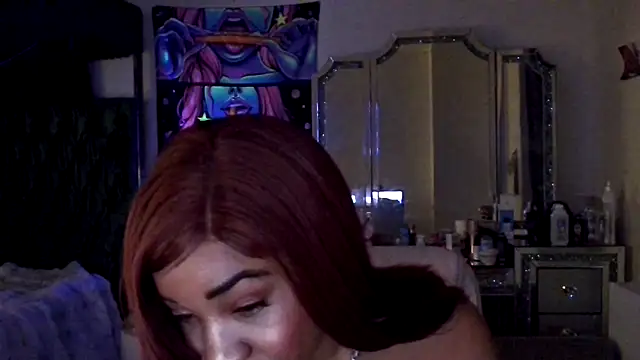 Snapshot of YasmineMinaj chatting on 02.13.25 YasmineMinaj online show from 02.13.25