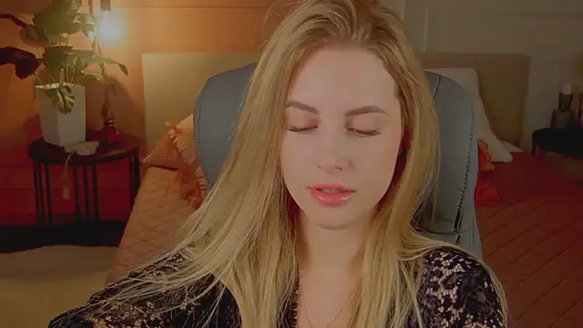 Snapshot of anita_blairr chatting on 10.01.25 anita blairr online show from 10.01.25