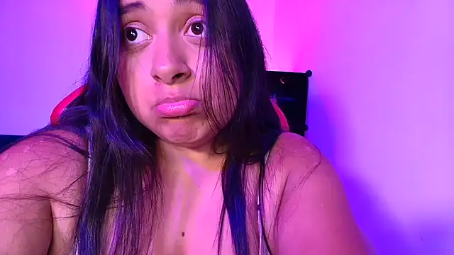 Soysofiarodrigu online show from 10.15.25