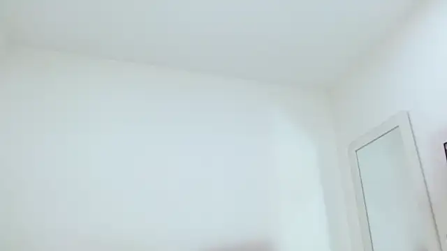 sashacreamy  online show from 11.25.25