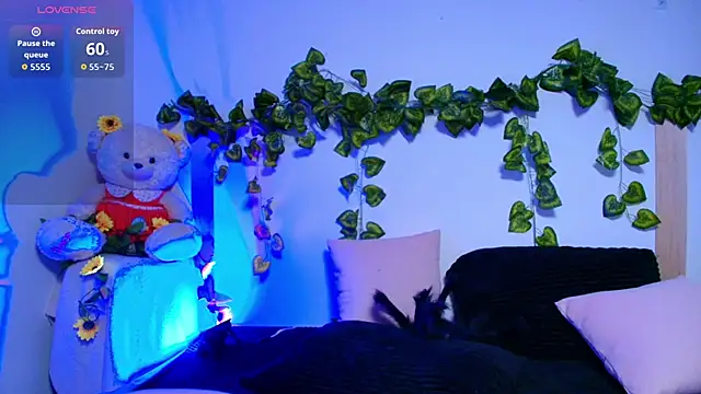 Snapshot of tati_cardenas chatting on 12.01.25 tati cardenas online show from 12.01.25