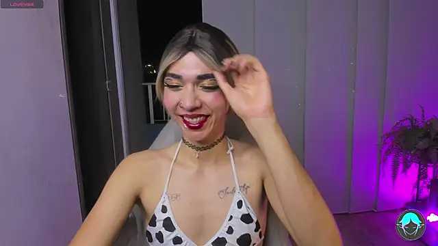 sofi elfqueen online show from 01.18.25