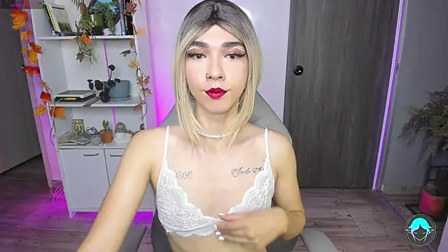 sofi elfqueen online show from 01.30.25