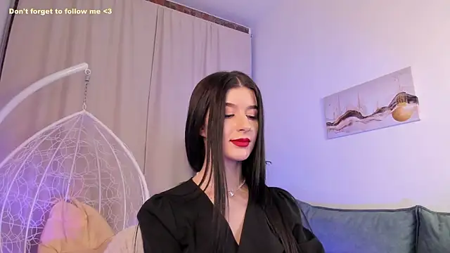 LauraCoy online show from 02.03.25