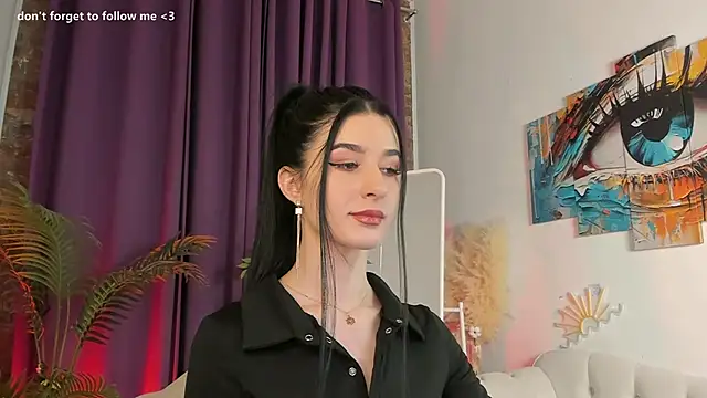 Snapshot of LauraCoy chatting on 05.11.26 LauraCoy online show from 05.11.26
