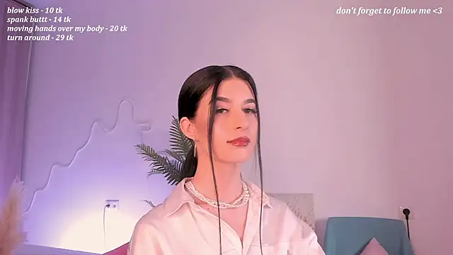 Snapshot of LauraCoy chatting on 08.07.26 LauraCoy online show from 08.07.26
