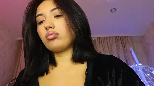 lily  foster online show from 02.10.26