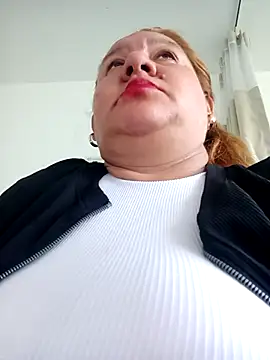 HORNY MATURE25 online show from 01.04.25