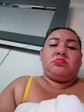 Snapshot of HORNY_MATURE25 chatting on 11.12.25 HORNY MATURE25 online show from 11.12.25