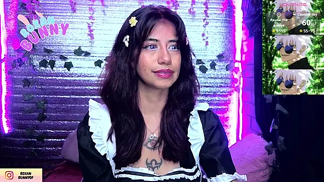 Snapshot of Roxanbunny1 chatting on 03.18.26 Roxanbunny1 online show from 03.18.26