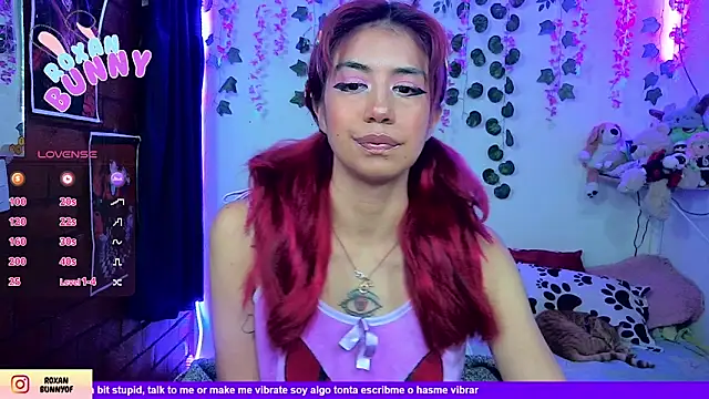 Snapshot of Roxanbunny1 chatting on 05.14.26 Roxanbunny1 online show from 05.14.26