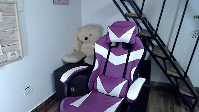 samantha baby  online show from 10.31.25