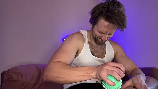 Snapshot of alexmannd chatting on 11.03.25 alexmannd online show from 11.03.25