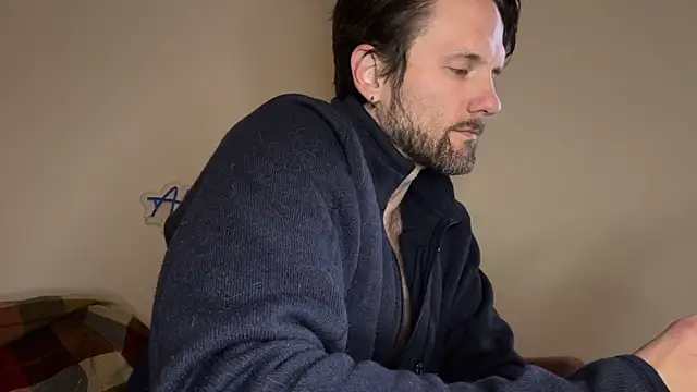 Snapshot of alexmannd chatting on 11.06.25 alexmannd online show from 11.06.25