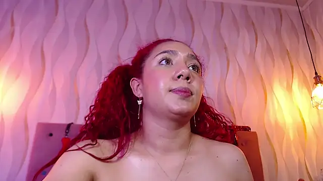 IsabelaLatina online show from 02.28.26