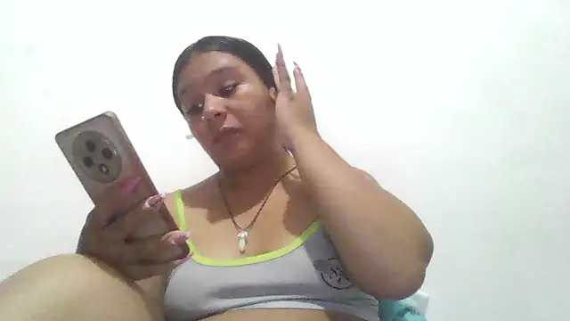 Snapshot of Charis_21 chatting on 01.10.26 Charis 21 online show from 01.10.26