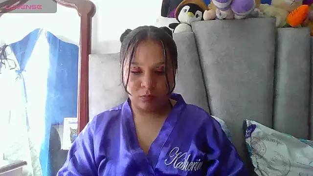 Snapshot of Charis_21 chatting on 04.01.26 Charis 21 online show from 04.01.26