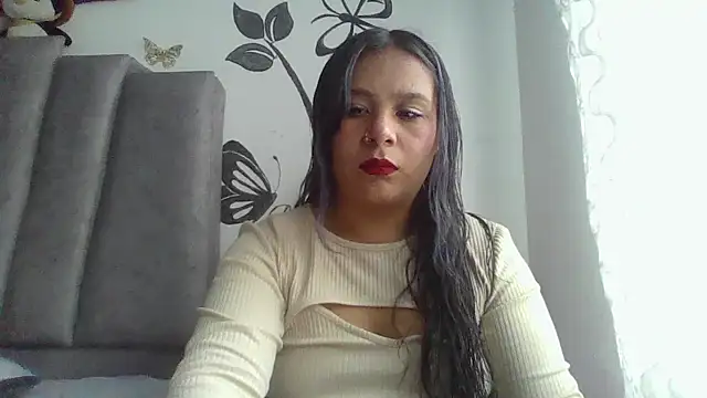 Snapshot of Charis_21 chatting on 04.13.26 Charis 21 online show from 04.13.26