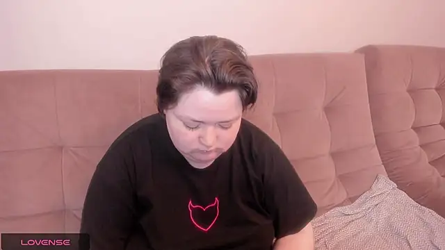 ihaveasecret  online show from 02.02.25