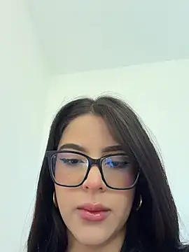 Snapshot of Victoriaxx_ chatting on 02.19.26 Victoriaxx online show from 02.19.26